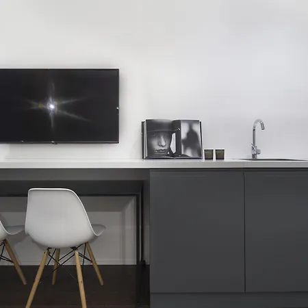 Hotel Emilia Express