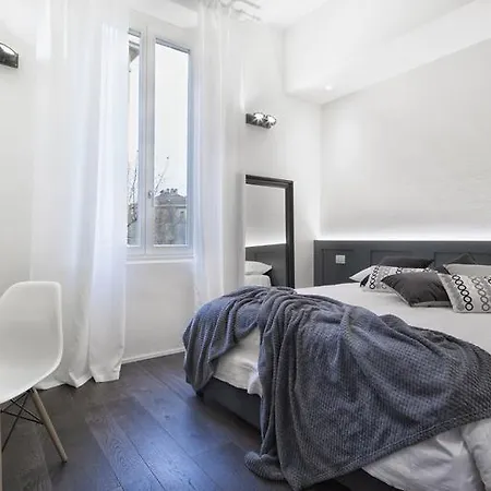 Hotel Emilia Express 3*