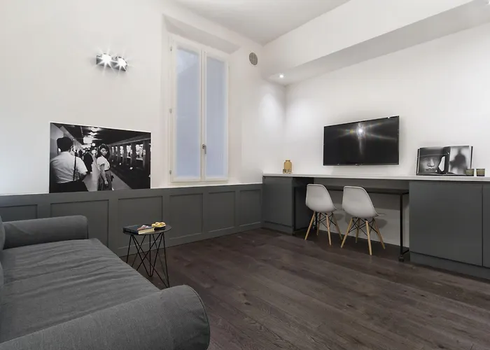 Hotel Emilia Express 3*